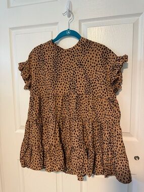 Boutique Leopard Print Ruffle Tiered Top Medium - Tan & Black